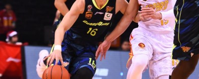 平安夜大战！广东宏远客场掀翻深圳烈豹，赛季双杀终结对手六连胜
